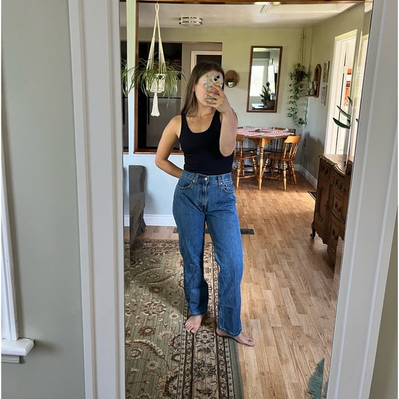 Levi’s high waisted dark wash jean - Picture 1 of 2